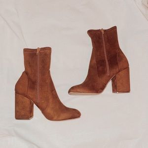Steve Madden Suede Booties